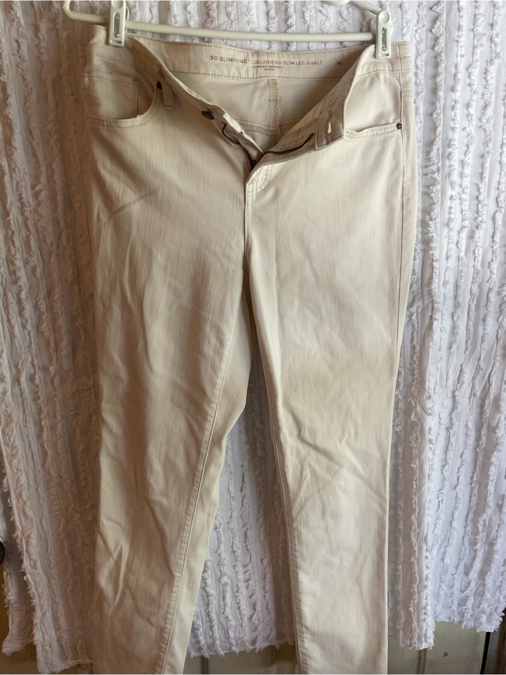 CHICOS OFF WHITE Slim Fit Pants in Cream SZ.1 SO SLIMMING GIRLFRIEND ANKLE